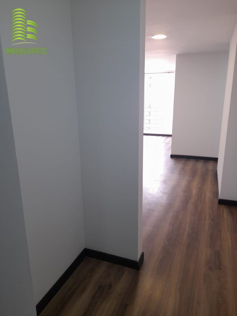 WhatsApp Image 2024-11-28 at 2.31.01 PM (3)