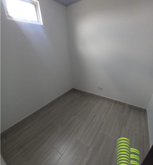 WhatsApp Image 2024-11-28 at 4.00.55 PM (4)